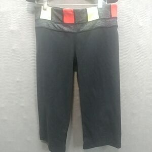 Lululemon Womens black athletic pants sz 8